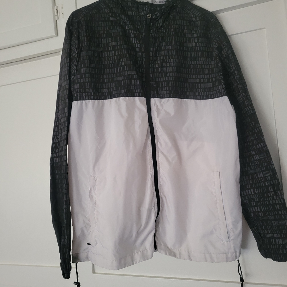 XERSION Windbreaker jacket